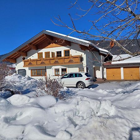 Ferienhaus Kahr Appartment Rossbrand رادستادت المظهر الخارجي الصورة